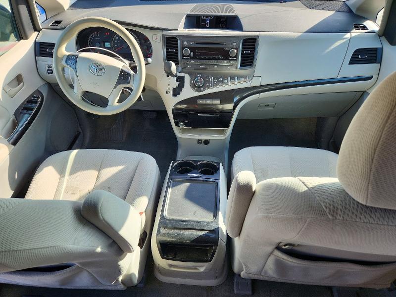 2014 Toyota Sienna მანქანა იყიდება აუქციონზე, vin: 5TDKK3DC2ES408433, აუქციონის ნომერი: 70307916