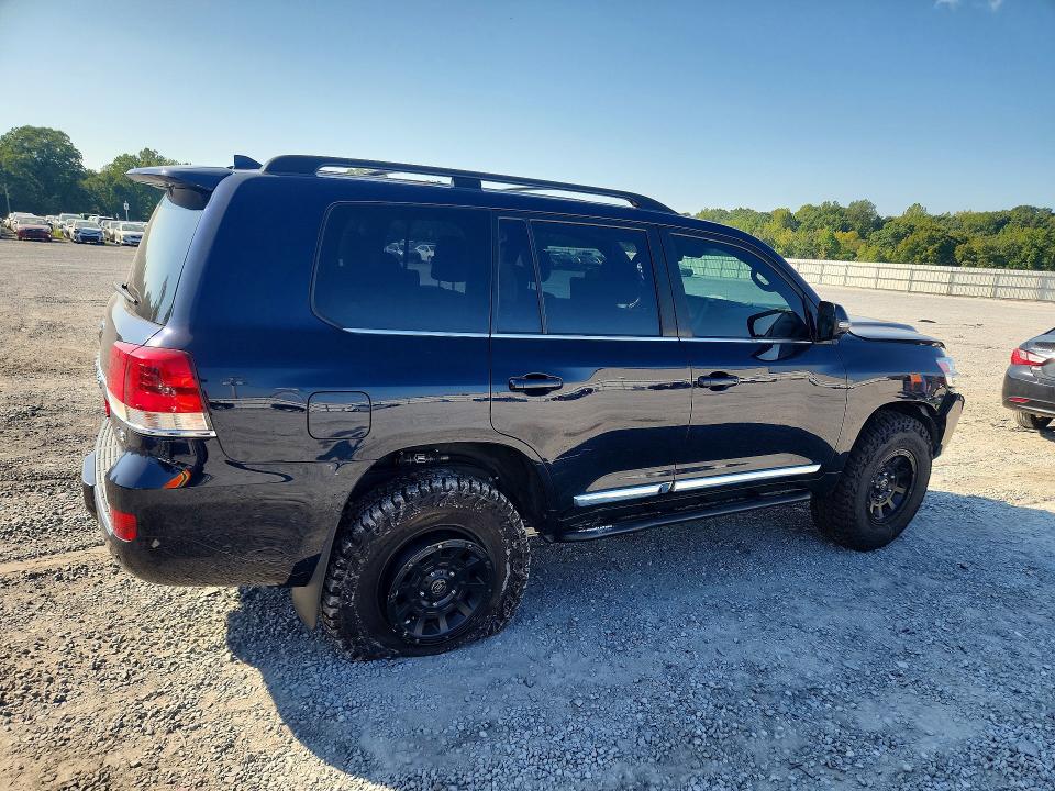 Продажа на аукционе авто 2017 Toyota Land Cruiser, vin: JTMCY7AJXH4050804, номер лота: 67153946