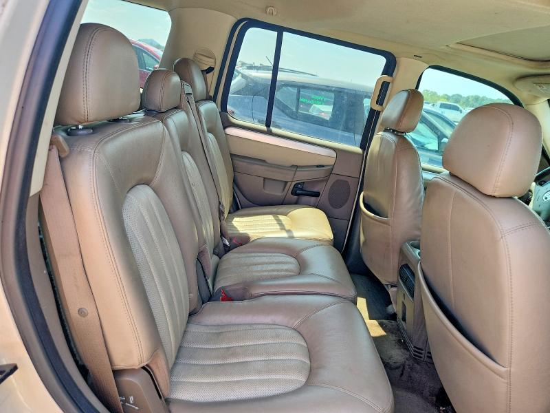 68952376 :رقم المزاد ، 4M2DU86W25ZJ18564 vin ، 2005 Mercury Mountaineer مزاد بيع