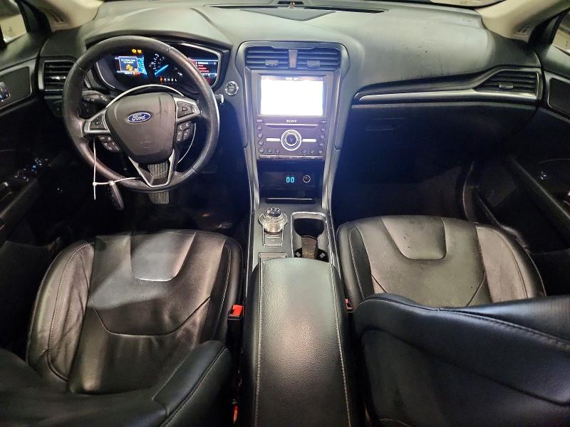 70507056 :رقم المزاد ، 3FA6P0SU9KR157394 vin ، 2019 Ford Fusion مزاد بيع