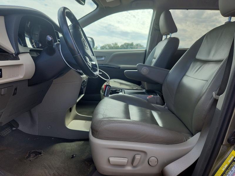Продажа на аукционе авто 2019 Toyota Sienna, vin: 5TDYZ3DC4KS985689, номер лота: 68301256