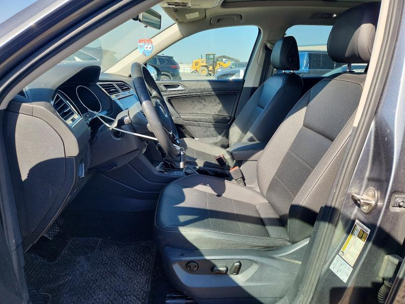 Продажа на аукционе авто 2020 Volkswagen Tiguan, vin: 3VV2B7AX5LM126090, номер лота: 70738496