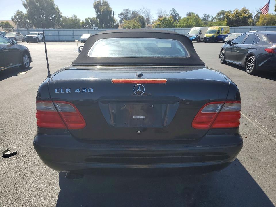 70870906 :رقم المزاد ، WDBLK70G5YT034702 vin ، 2000 Mercedes-benz Clk مزاد بيع