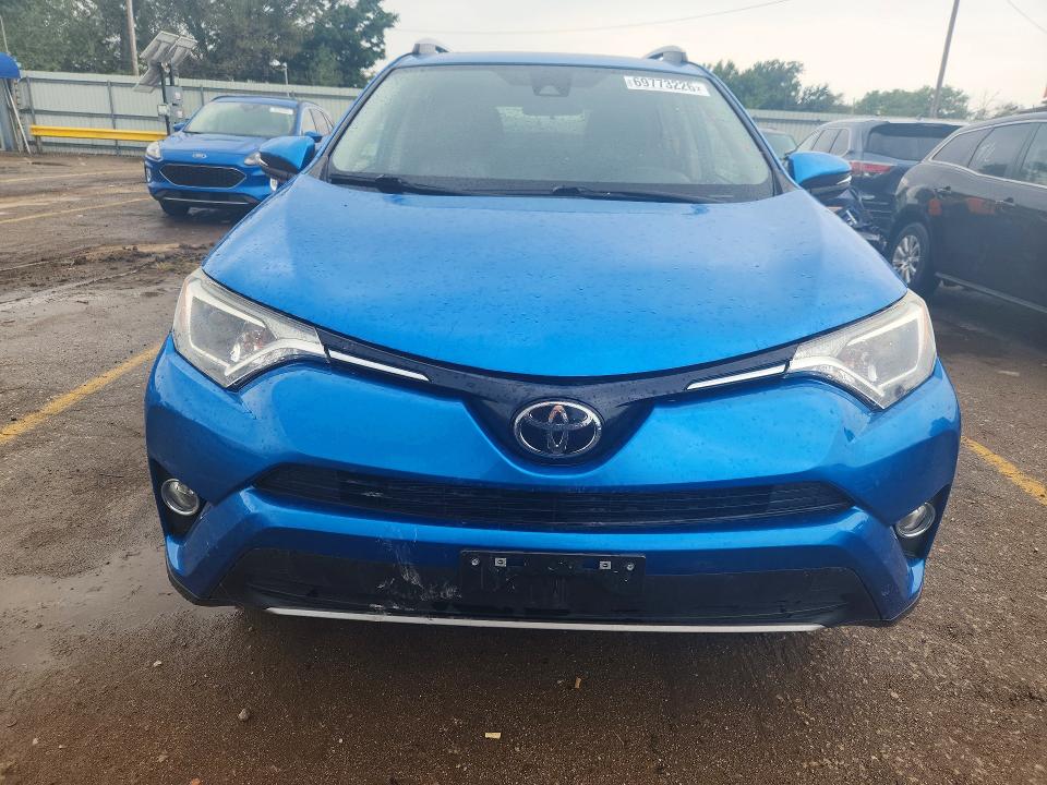 69773226 :رقم المزاد ، JTMWFREV0HJ123899 vin ، 2017 Toyota Rav4 مزاد بيع