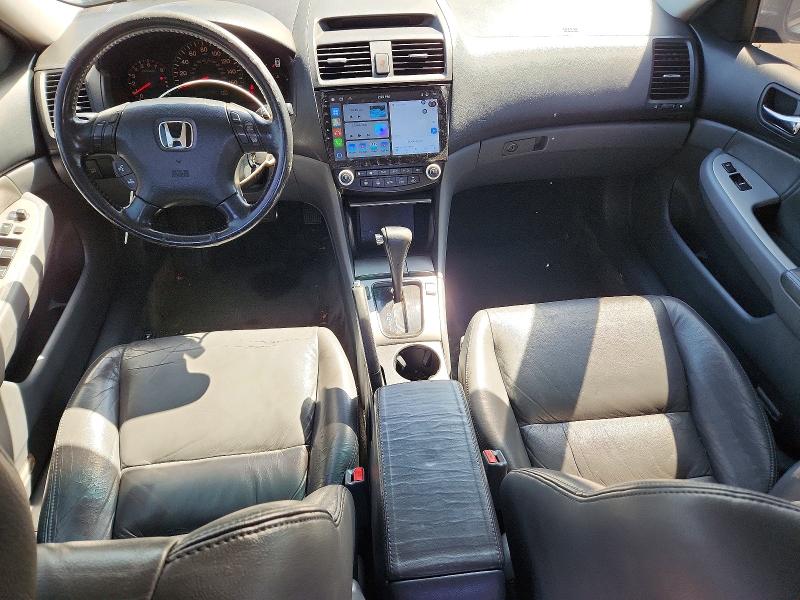 69691116 :رقم المزاد ، 1HGCM66803A033615 vin ، 2003 Honda Accord مزاد بيع