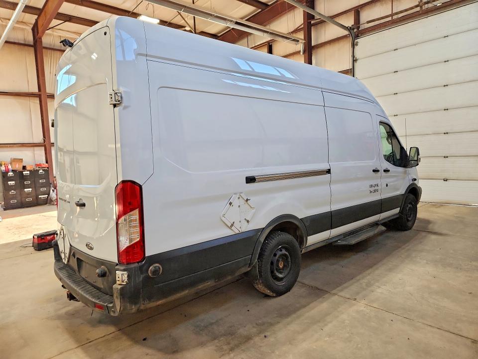 2017 Ford Transit მანქანა იყიდება აუქციონზე, vin: 1FTBW3XGXHKA15911, აუქციონის ნომერი: 63770106