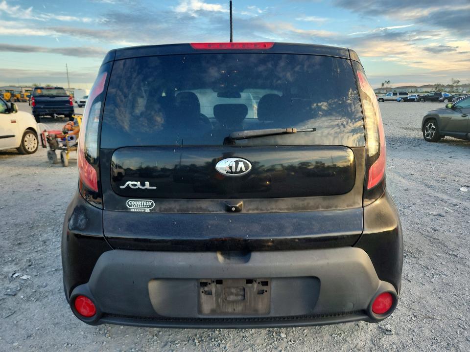 Продаж на аукціоні авто 2015 Kia Soul, vin: KNDJN2A28F7762655, номер лоту: 70863816