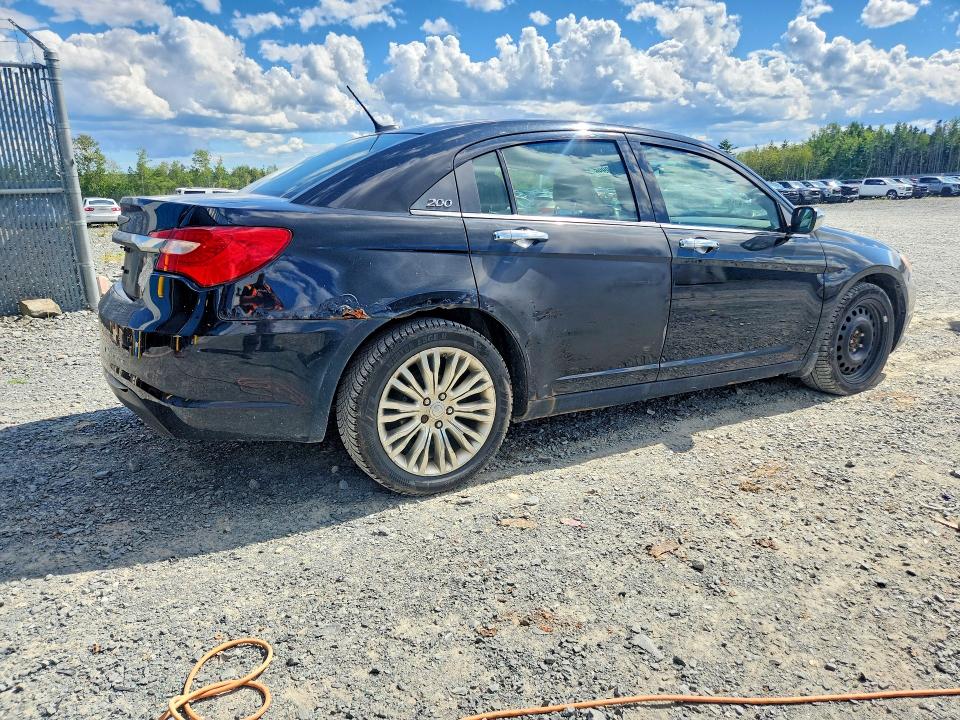 67499996 :رقم المزاد ، 1C3CCBCG8DN667369 vin ، 2013 Chrysler 200 مزاد بيع
