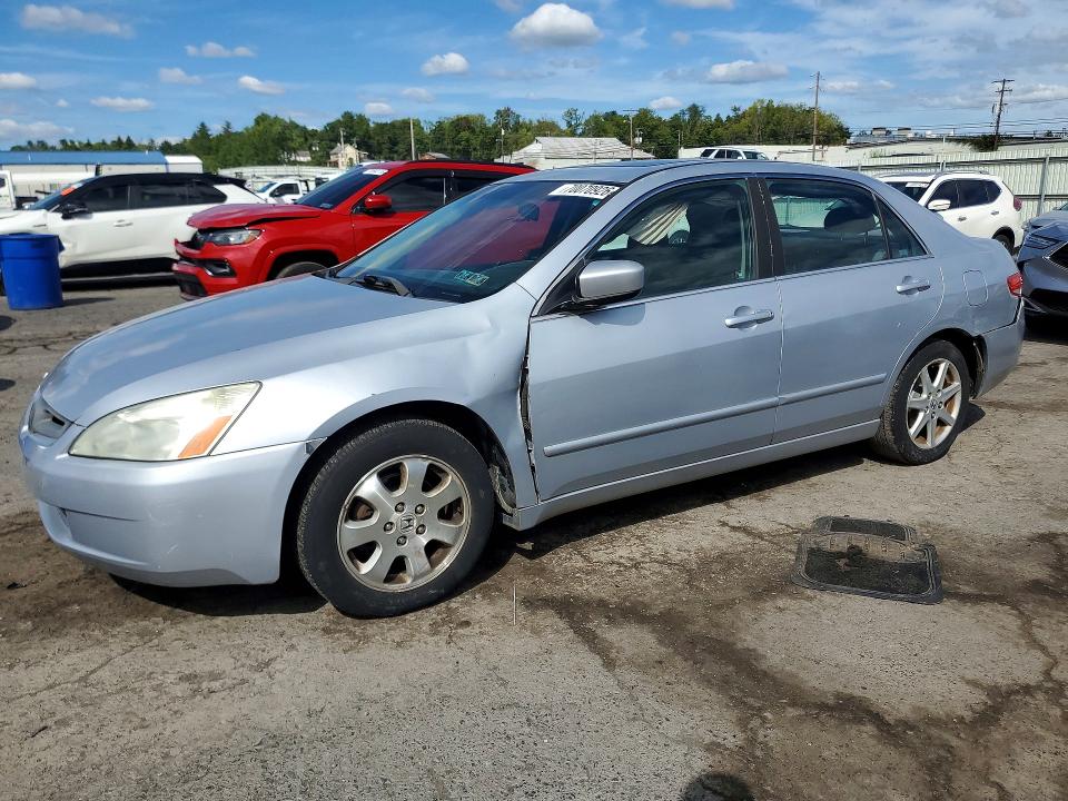70070926 :رقم المزاد ، 1HGCM66533A036529 vin ، 2003 Honda Accord مزاد بيع