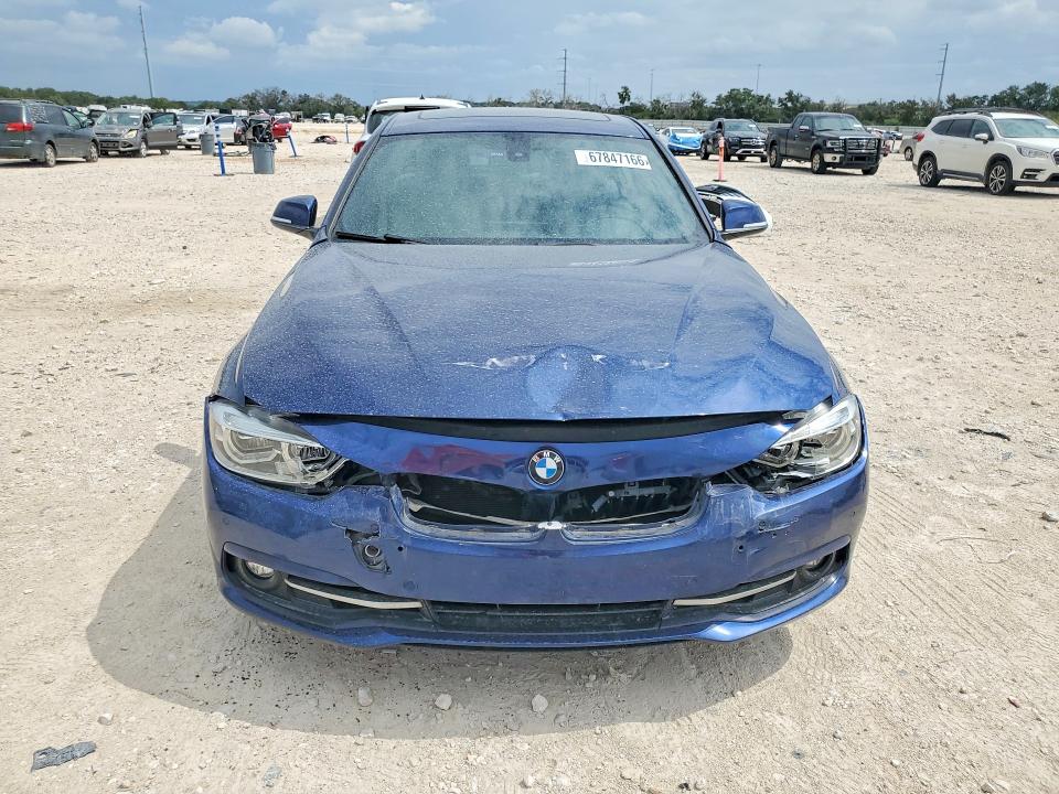 67847166 :رقم المزاد ، WBA8B9G32HNU55607 vin ، 2017 Bmw 330 مزاد بيع