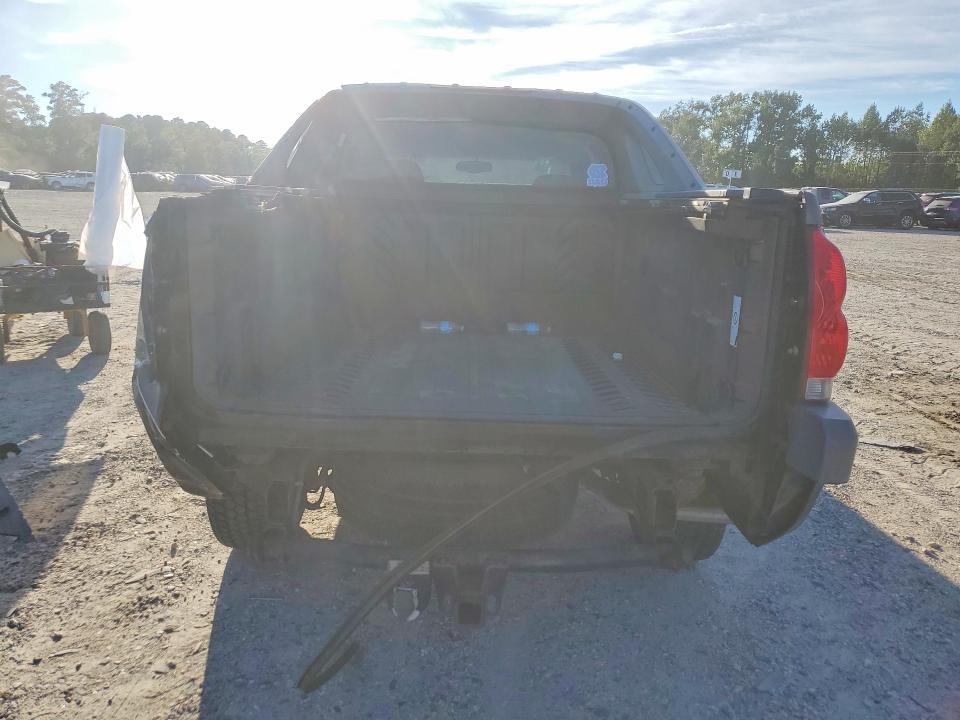2002 Chevrolet Avalanche მანქანა იყიდება აუქციონზე, vin: 3GNEK13T12G186245, აუქციონის ნომერი: 67692086