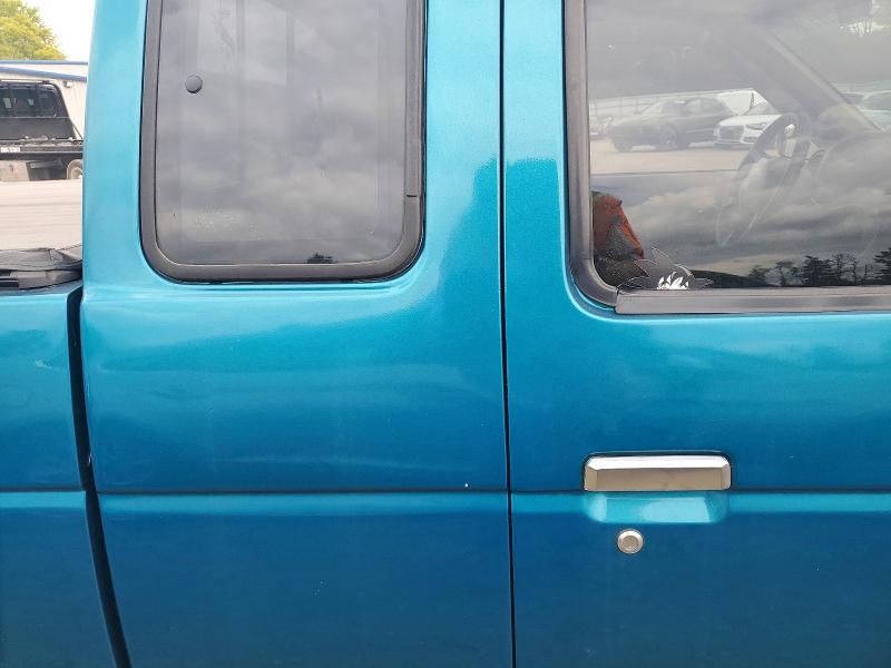 1997 Nissan Truck მანქანა იყიდება აუქციონზე, vin: 1N6SD16SXVC402638, აუქციონის ნომერი: 67899916