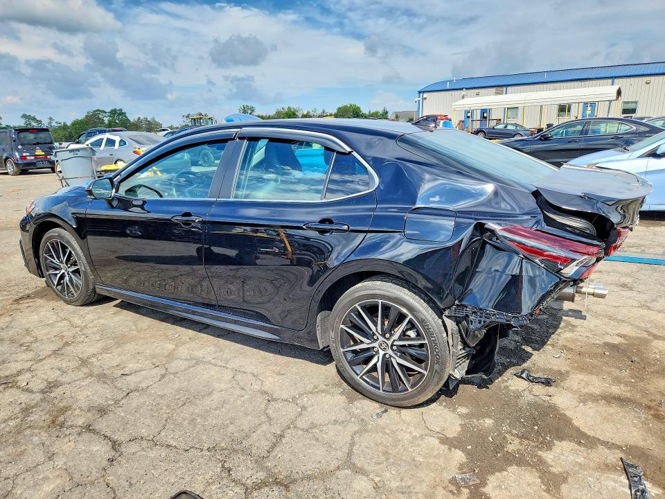 Продаж на аукціоні авто 2024 Toyota Camry, vin: 4T1G11AK6RU872279, номер лоту: 68517896
