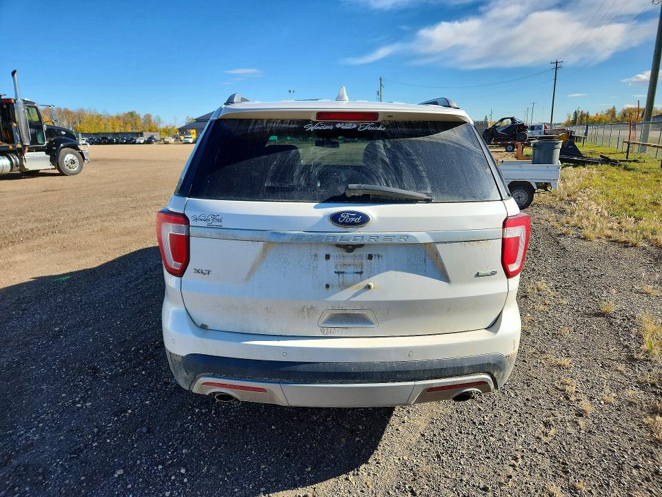70687806 :رقم المزاد ، 1FM5K8D80GGA21121 vin ، 2016 Ford Explorer مزاد بيع