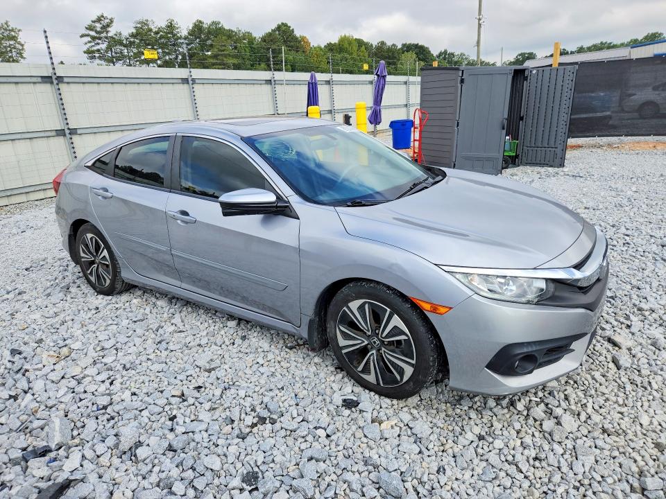 2018 Honda Civic მანქანა იყიდება აუქციონზე, vin: JHMFC1F79JX004857, აუქციონის ნომერი: 69320666