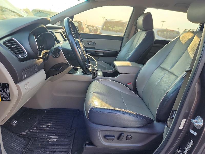 67234196 :رقم المزاد ، KNDMB5C14H6284397 vin ، 2017 Kia Sedona مزاد بيع