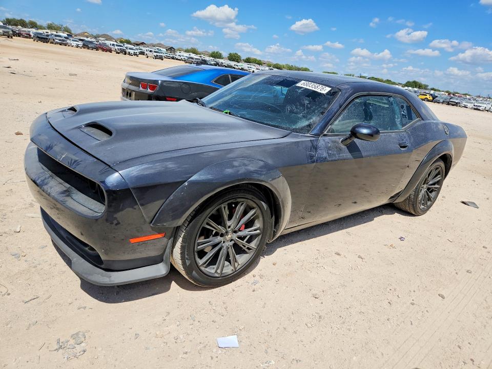 Продаж на аукціоні авто 2018 Dodge Challenger, vin: 2C3CDZBT0JH209334, номер лоту: 68035876