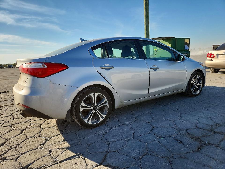 Продажа на аукционе авто 2015 Kia Forte, vin: KNAFX4A89F5342959, номер лота: 70946316
