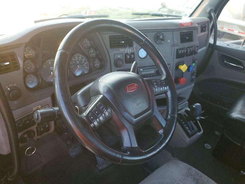 69952076 :رقم المزاد ، 1XPBA48X9HD428912 vin ، 2017 Peterbilt 579 مزاد بيع