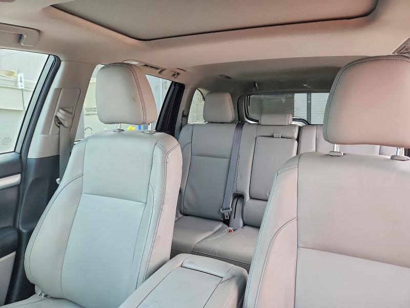Aukcja sprzedaży 2015 Toyota Highlander, vin: 5TDJKRFH6FS223861, numer aukcji: 69911546