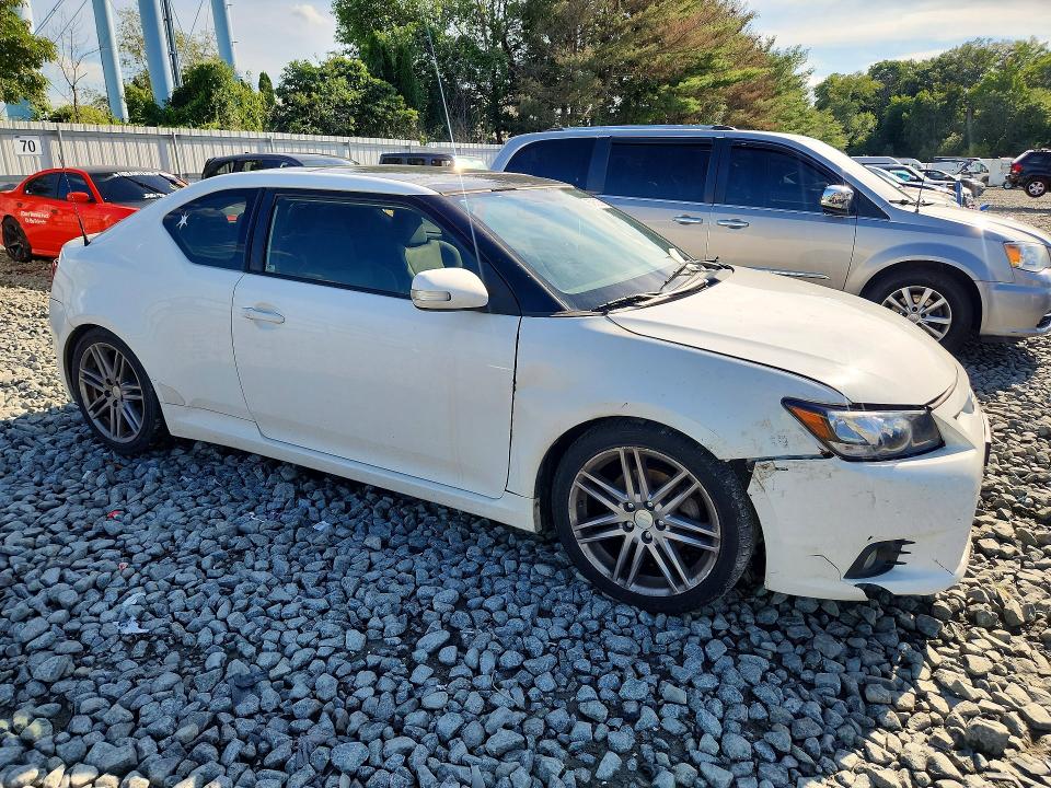 2013 Scion Tc მანქანა იყიდება აუქციონზე, vin: JTKJF5C71D3060990, აუქციონის ნომერი: 67919736