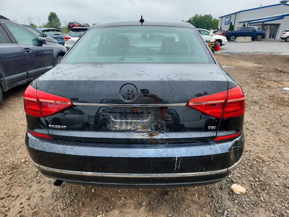 69152036 :رقم المزاد ، 1VWAT7A31GC026951 vin ، 2016 Volkswagen Passat مزاد بيع