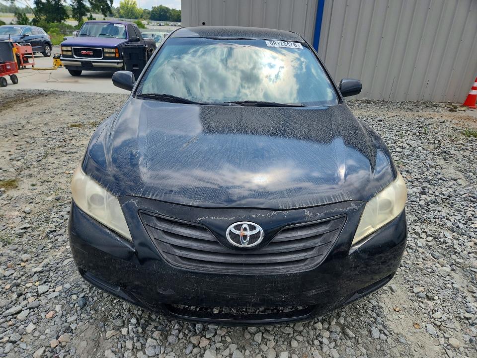 69128476 :رقم المزاد ، 4T1BE46K19U805100 vin ، 2009 Toyota Camry مزاد بيع