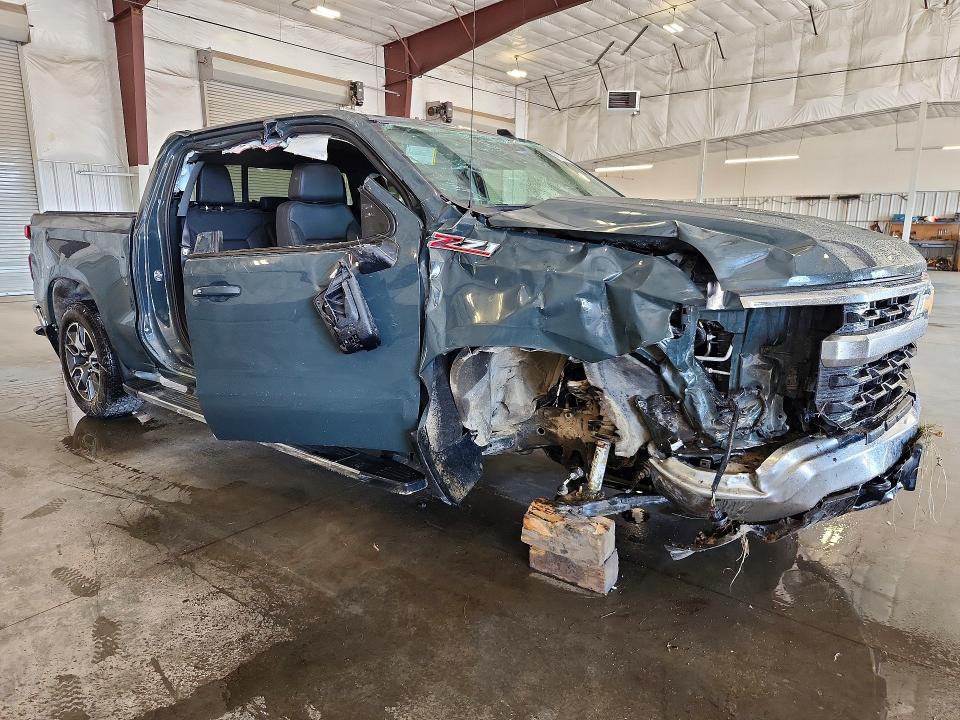 2025 Chevrolet Silverado მანქანა იყიდება აუქციონზე, vin: 1GCUKDED5SZ176930, აუქციონის ნომერი: 68575396