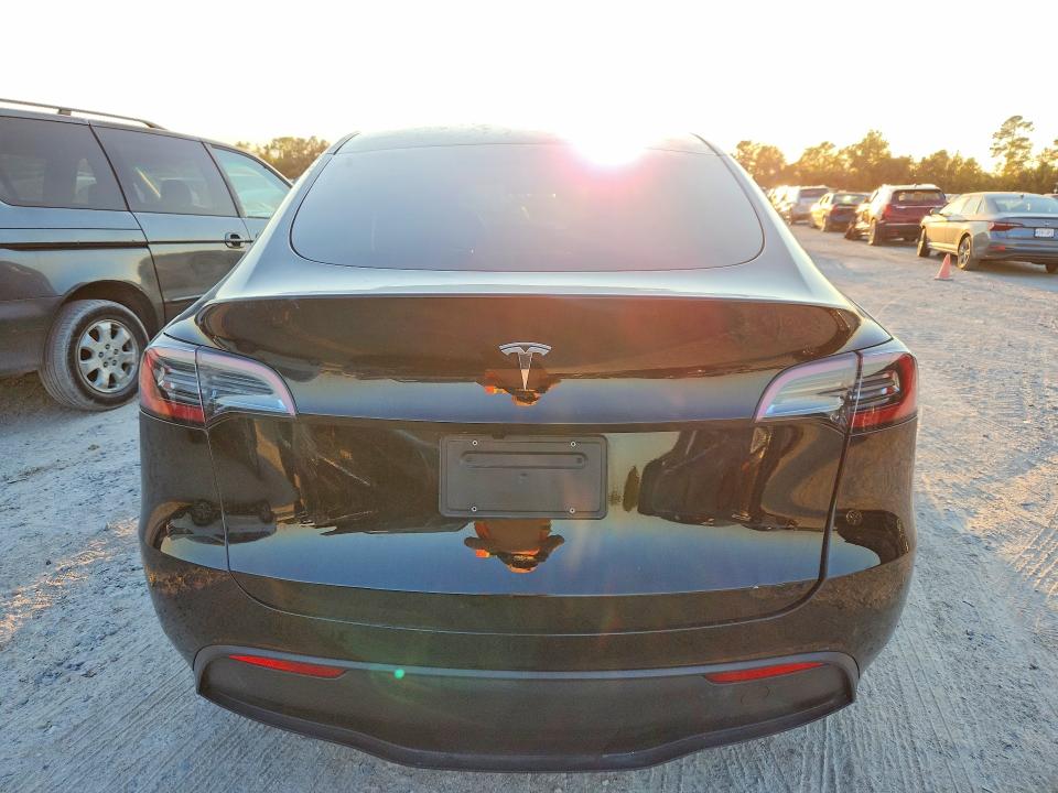 Продаж на аукціоні авто 2025 Tesla Model Y, vin: 7SAYGDED0SA375490, номер лоту: 71084166