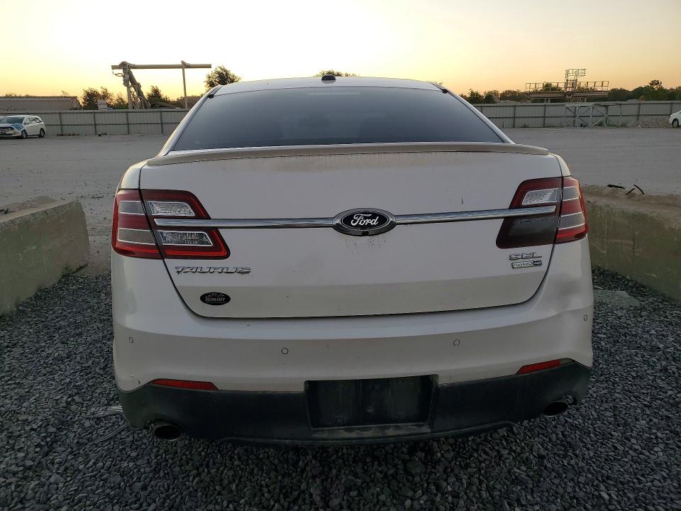 67674086 :رقم المزاد ، 1FAHP2H85FG128793 vin ، 2015 Ford Taurus مزاد بيع