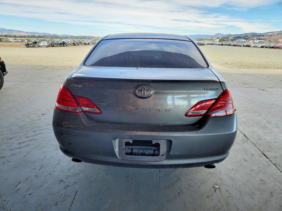 2007 Toyota Avalon მანქანა იყიდება აუქციონზე, vin: 4T1BK36B67U175140, აუქციონის ნომერი: 70522026