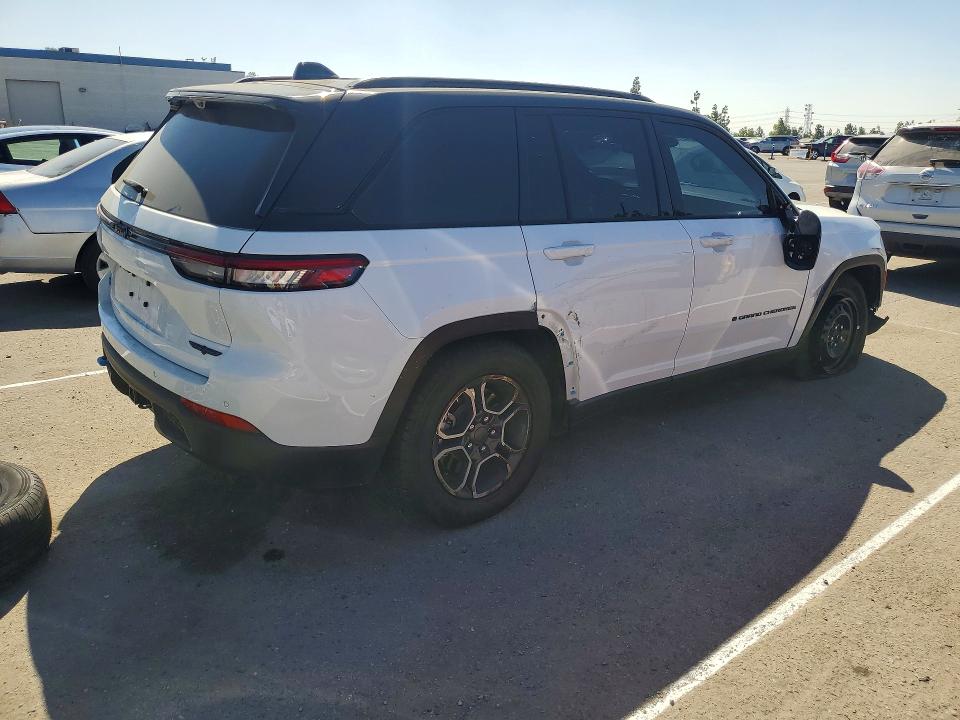 2022 Jeep Grand Cherokee მანქანა იყიდება აუქციონზე, vin: 1C4RJYC66N8760056, აუქციონის ნომერი: 67216036