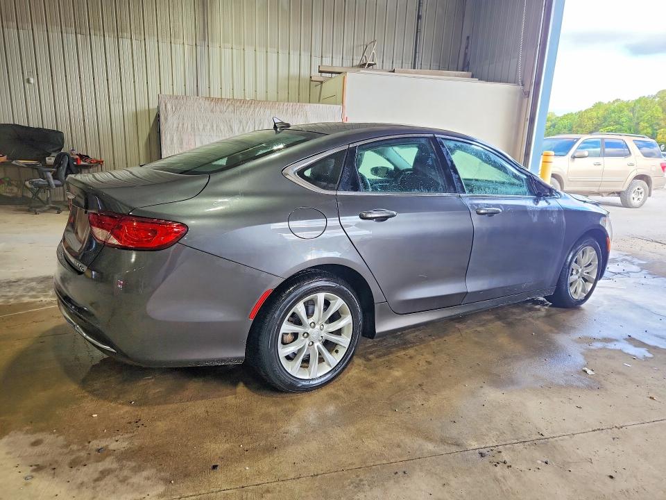 Auction sale of the 2015 Chrysler 200, vin: 1C3CCCCB9FN735398, lot number: 70709116