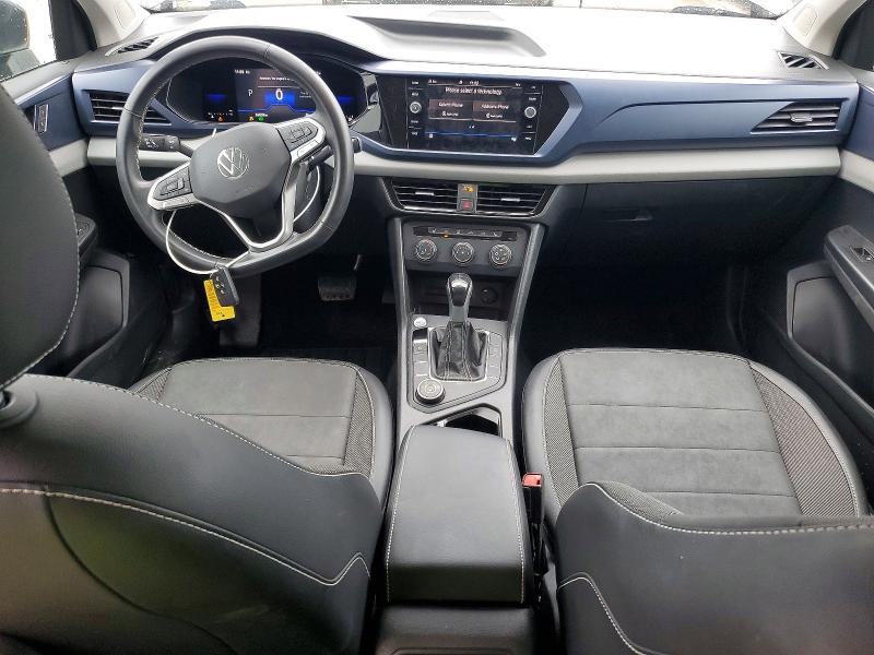Продажа на аукционе авто 2022 Volkswagen Taos, vin: 3VVWX7B28NM044749, номер лота: 68248916