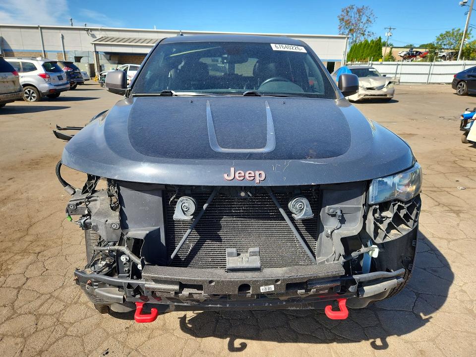 67640226 :رقم المزاد ، 1C4RJFLG8JC199766 vin ، 2018 Jeep Grand Cherokee مزاد بيع