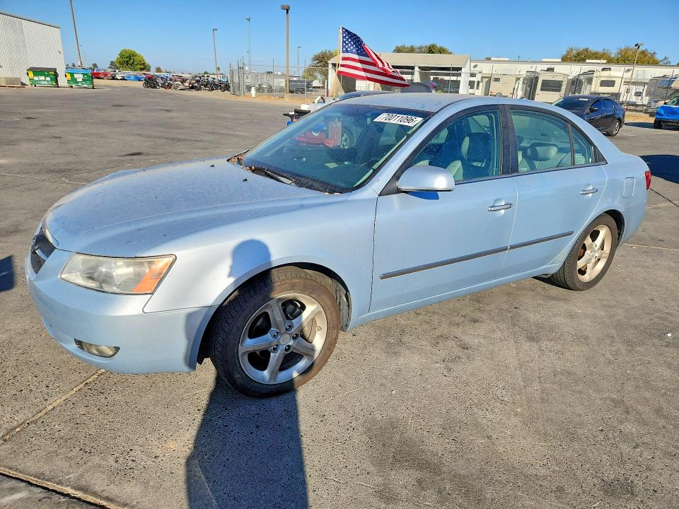 2008 Hyundai Sonata მანქანა იყიდება აუქციონზე, vin: 5NPEU46CX8H330083, აუქციონის ნომერი: 70011096