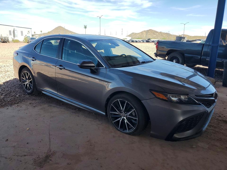 Aukcja sprzedaży 2021 Toyota Camry, vin: 4T1G11AK4MU544626, numer aukcji: 70037526