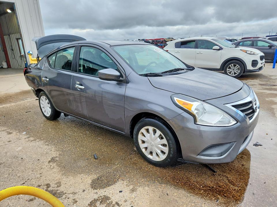 67721306 :رقم المزاد ، 3N1CN7AP9KL853105 vin ، 2019 Nissan Versa مزاد بيع