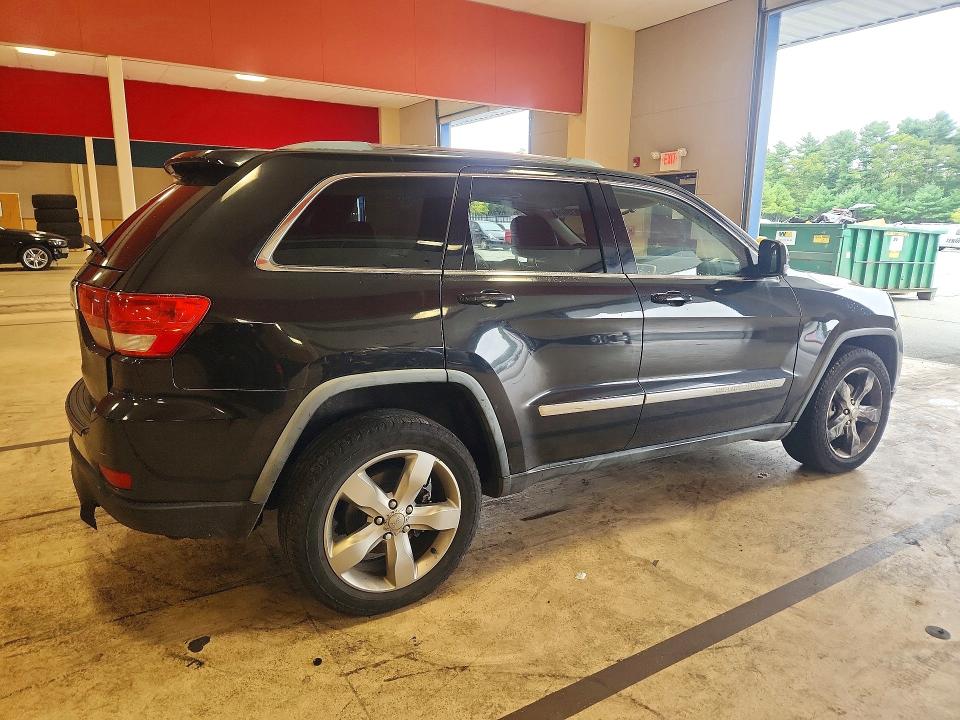 69618606 :رقم المزاد ، 1J4RR4GG1BC585514 vin ، 2011 Jeep Grand Cherokee مزاد بيع