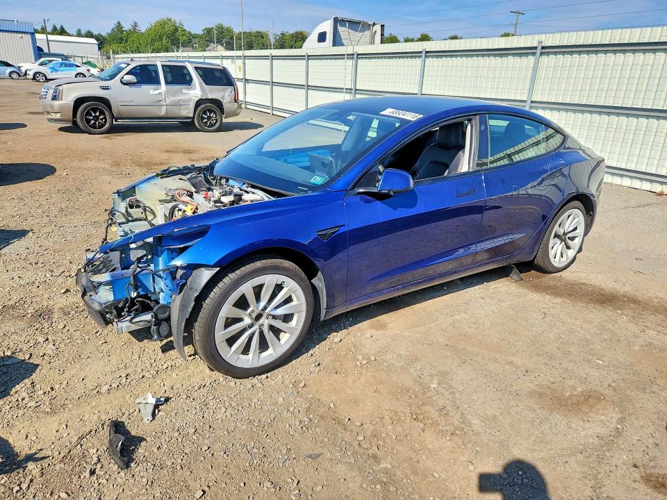 68934116 :رقم المزاد ، 5YJ3E1EA1NF190843 vin ، 2022 Tesla Model 3 مزاد بيع