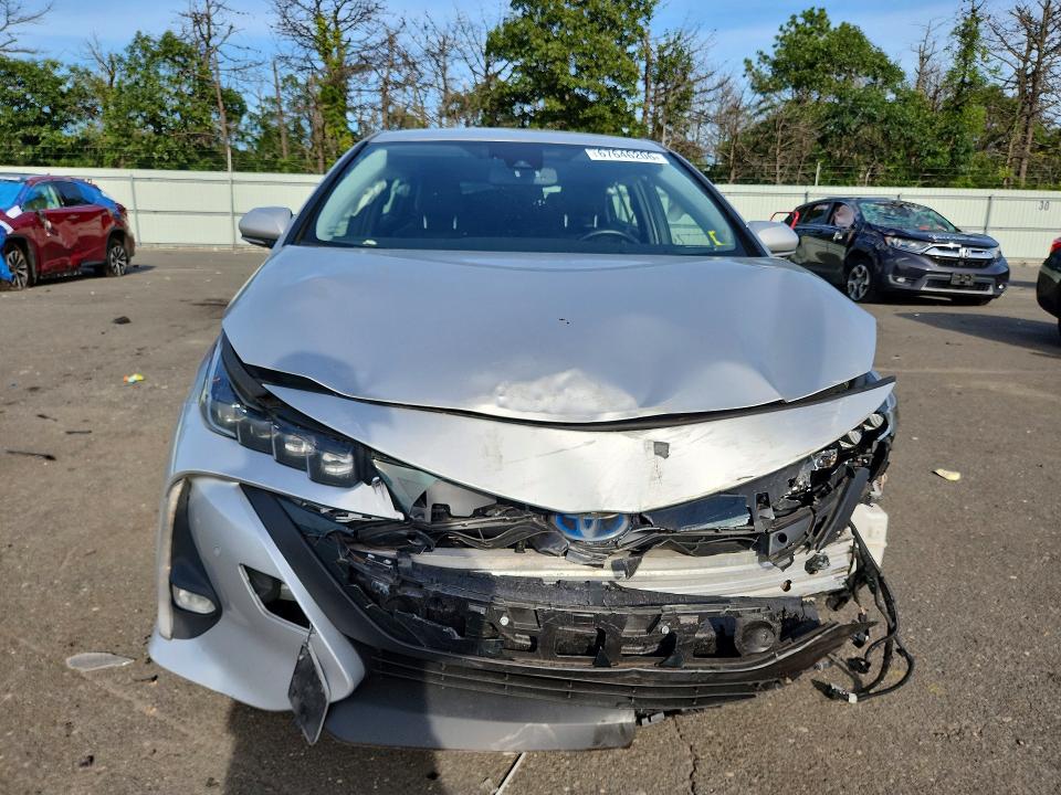 Продажа на аукционе авто 2018 Toyota Prius Prime, vin: JTDKARFP7J3093890, номер лота: 67646206