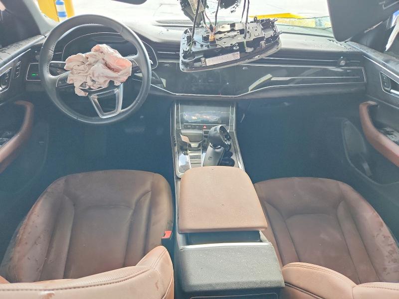 68361806 :رقم المزاد ، WA1BVAF12KD038755 vin ، 2019 Audi Q8 مزاد بيع