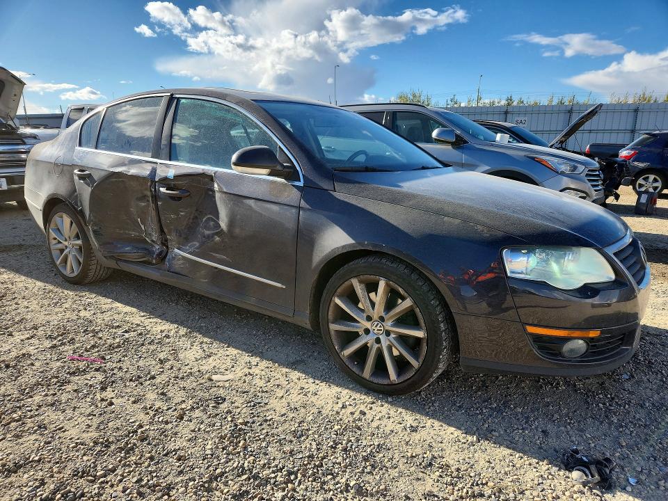 2010 Volkswagen Passat მანქანა იყიდება აუქციონზე, vin: WVWEK9AN3AE104873, აუქციონის ნომერი: 70952736