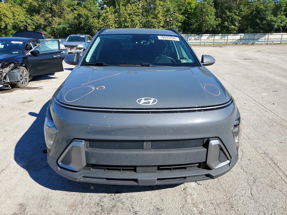 2025 Hyundai Kona მანქანა იყიდება აუქციონზე, vin: KM8HBCAB0SU191313, აუქციონის ნომერი: 70033206