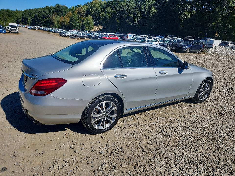 Продажа на аукционе авто 2017 Mercedes-benz C, vin: 55SWF4KB9HU211336, номер лота: 70596606