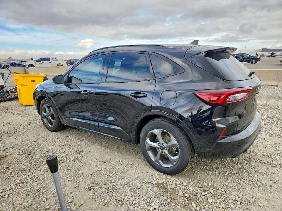 2023 Ford Escape მანქანა იყიდება აუქციონზე, vin: 1FMCU0MNXPUA74404, აუქციონის ნომერი: 70360786