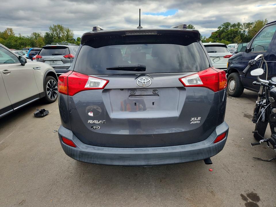 Продажа на аукционе авто 2015 Toyota Rav4, vin: JTMRFREV5FD102099, номер лота: 70676376