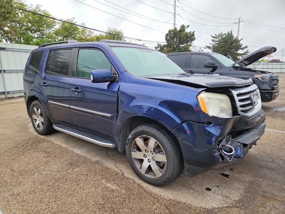 69808396 :رقم المزاد ، 5FNYF4H98FB062946 vin ، 2015 Honda Pilot مزاد بيع