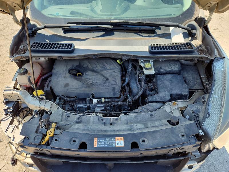 67669276 :رقم المزاد ، 1FMCU0GD7HUE44096 vin ، 2017 Ford Escape مزاد بيع