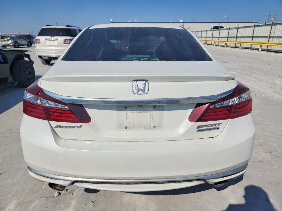 Продажа на аукционе авто 2017 Honda Accord, vin: 1HGCR2F13HA057332, номер лота: 69548026